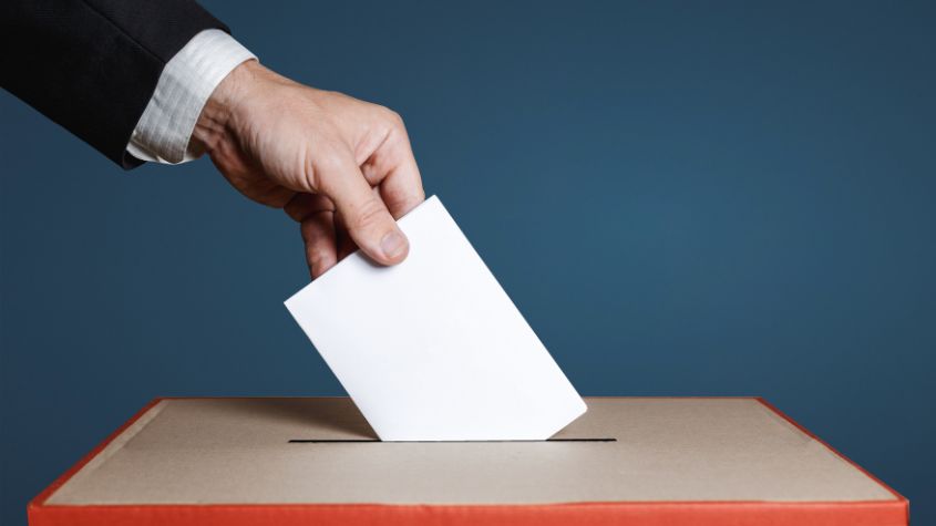 Who was not gripped by the Federal election on Saturday?